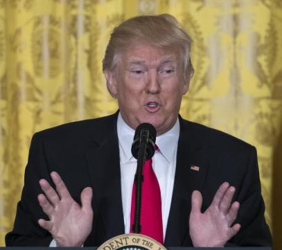 ประธานาธิบดีสหรัฐจะลงนามในกฤษฎีกาเกี่ยวกับคนเข้าเมืองฉบับใหม่ในสัปดาห์หน้า